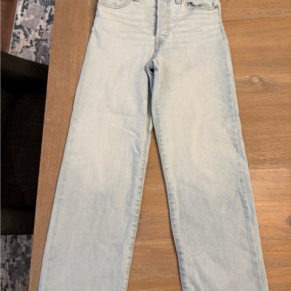 Women's Levi Light Blue Jeans